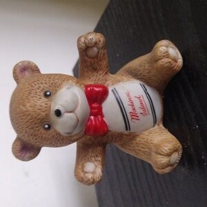 Cute Vintage Ceramic Brown Teddy Bear w/ Red Bow Tie - Mackinac Island Souvenir